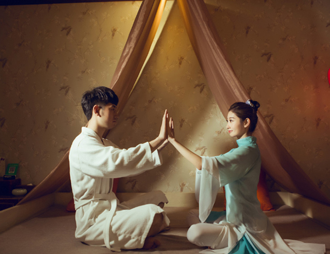 青岛市南区水疗与创造力：当大脑在漂浮中重启